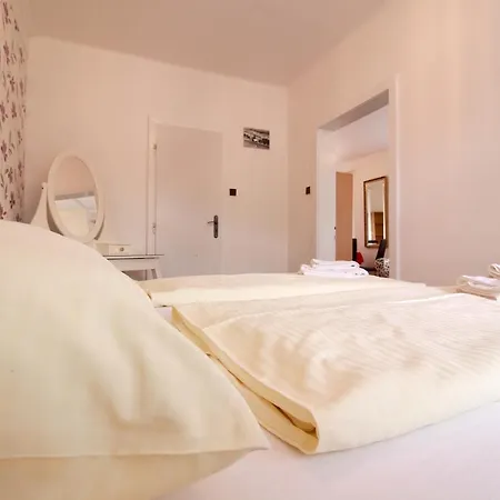 Paseky U Zapadlych Vlastencu Guest house 2*