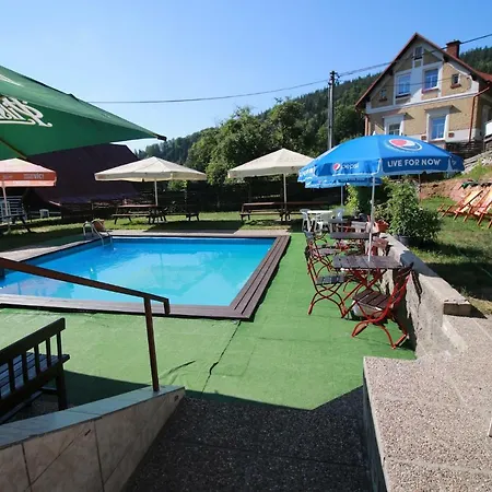 Guest house Paseky U Zapadlych Vlastencu 2*